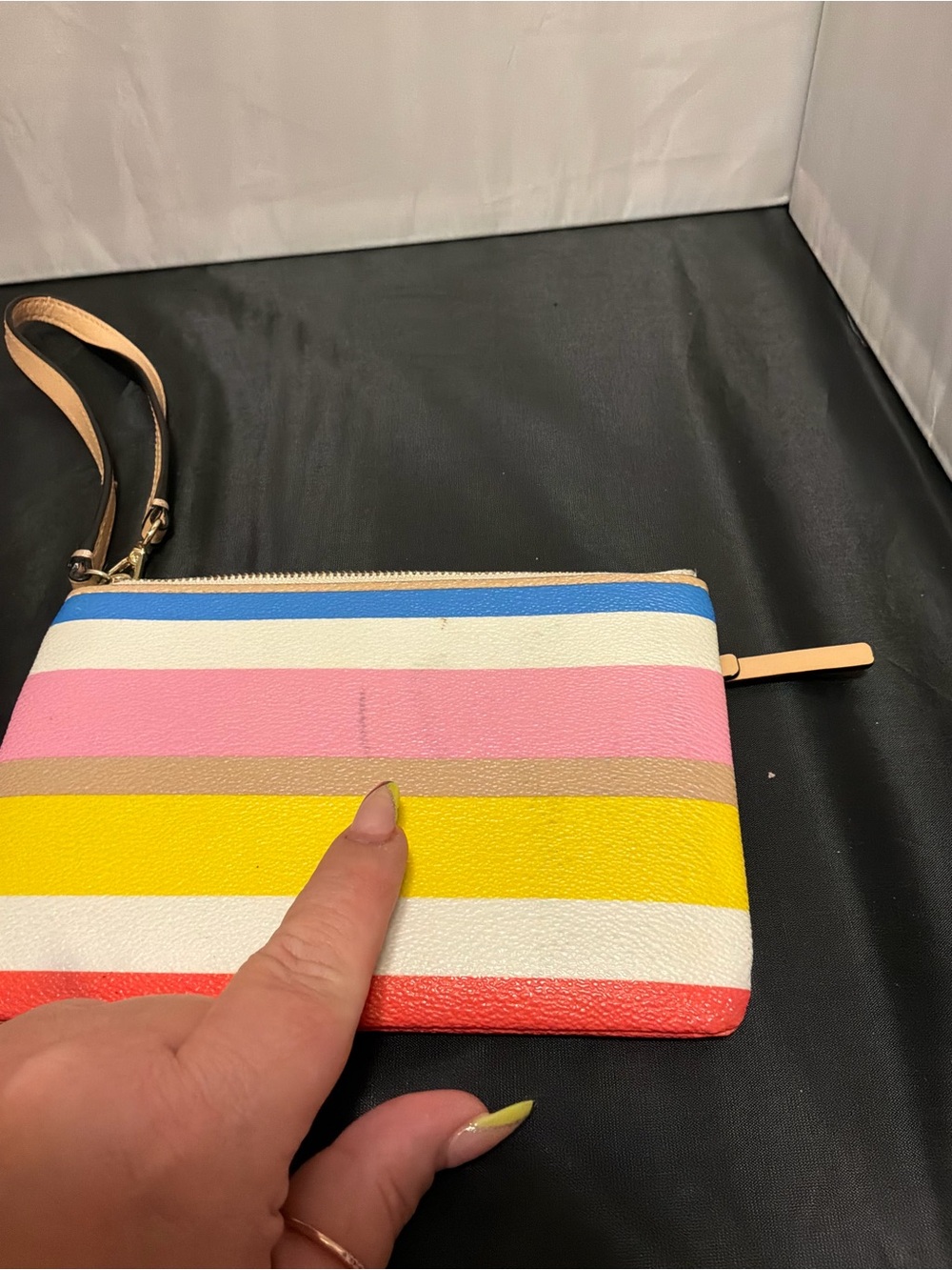 kate spade multicolor wristlet - Picture 3 of 4